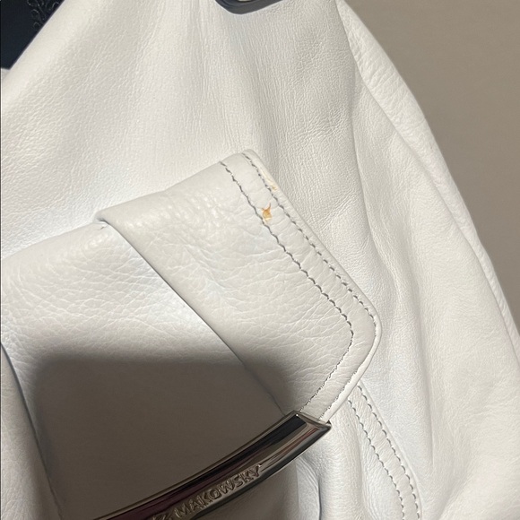 B. Makowsky White Hobo Shoulder Bag Silver Hardware - Picture 6 of 11